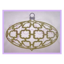 Christmas Ornament Embroidery Design – Quatrefoil Chain Oval