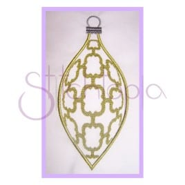 Christmas Ornament Embroidery Design – Quatrefoil Chain Teardrop
